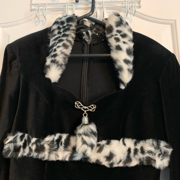 Long winter dress - Picture 3 of 10